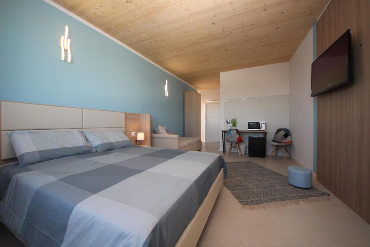 Ohana Holiday Rooms Rosolina Mare Bagian luar foto